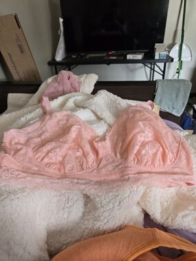 No Boundaries Pink Lace Bralette